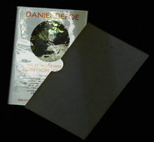 Charger l&#39;image dans la galerie, Vie et aventure de Robinson Crusoé, Daniel Defoe, Bibliothèque de la Pléiade, 1959
